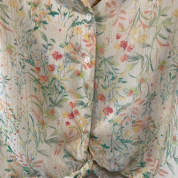 NWOT Lauren Conrad floral blouse - Picture 4 of 7